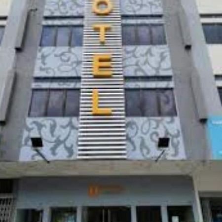 Hotel Zamburger De Melaka Dış mekan fotoğraf