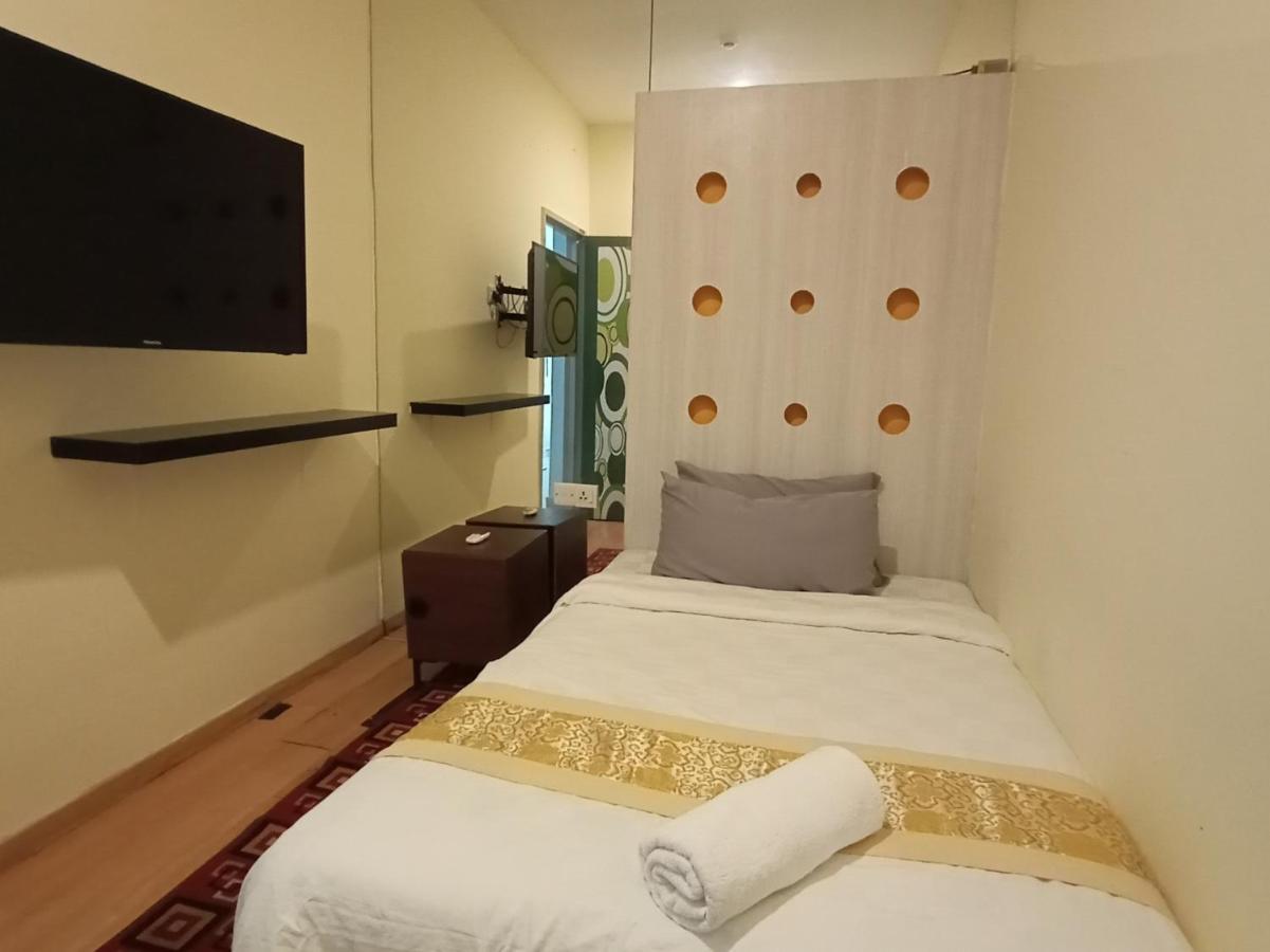 Hotel Zamburger De Melaka Dış mekan fotoğraf