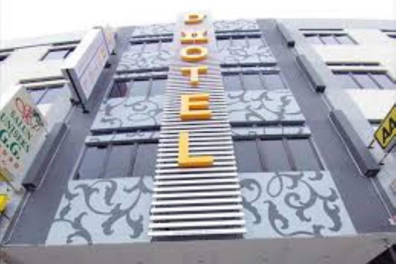 Hotel Zamburger De Melaka Dış mekan fotoğraf