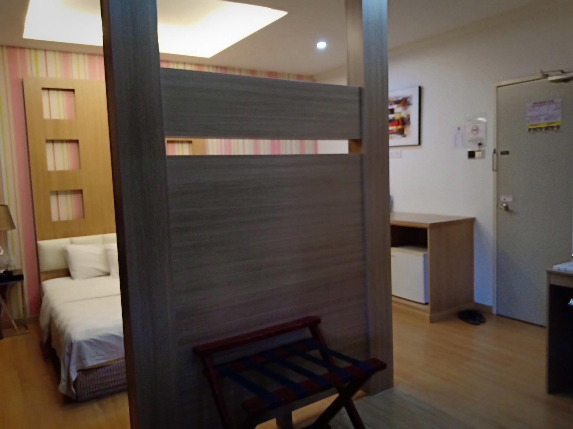 Hotel Zamburger De Melaka Dış mekan fotoğraf